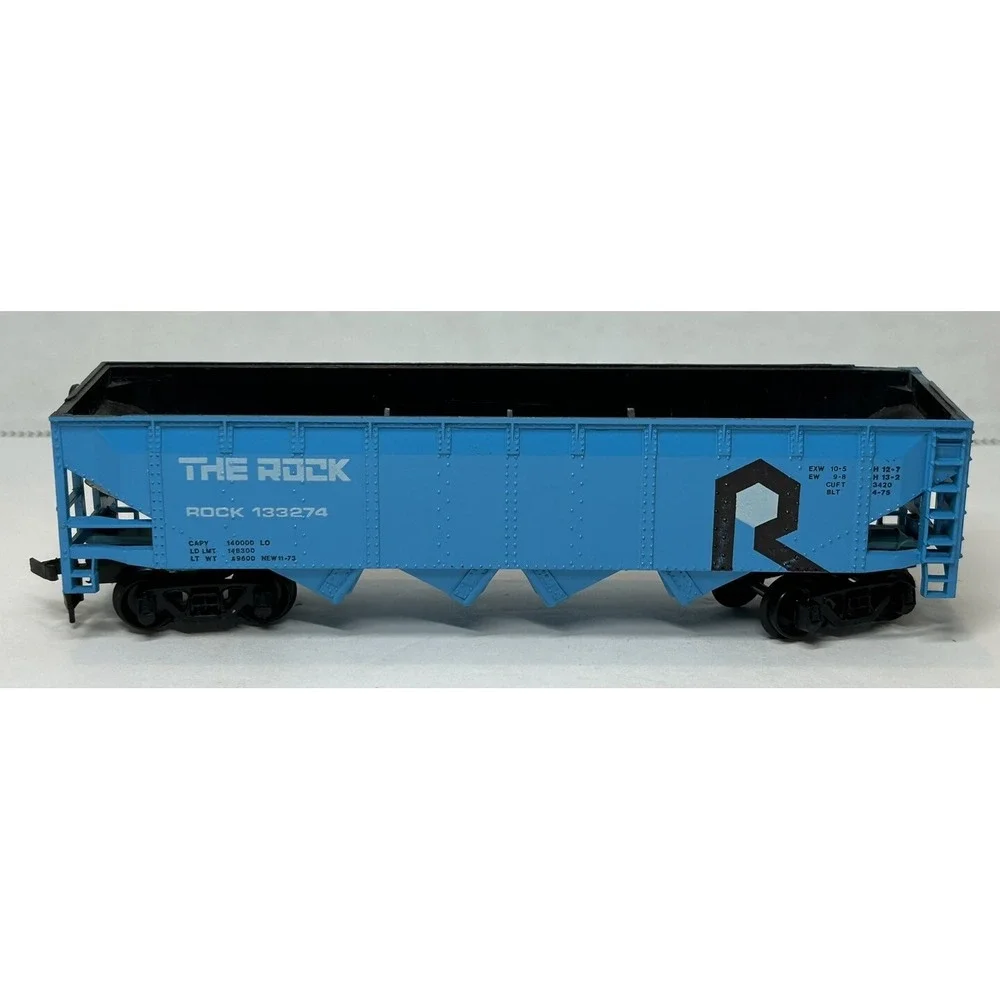 Bachmann‎ HO Scale #1029 42' Open Quad Offset Hopper Rock Island EUC